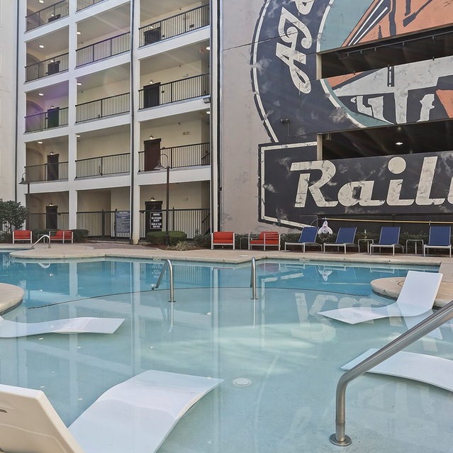 Porter Westside - Swimming Pool with Sun Deck