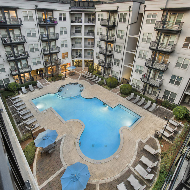 Porter Westside - Swimming Pool with Sun Deck