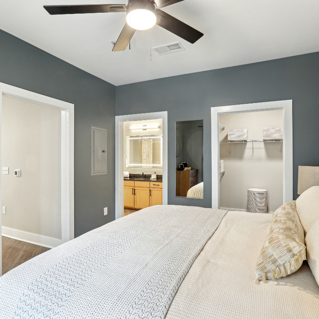 Porter Westside - Apartments in Atlanta, GA - A well-decorated bedroom