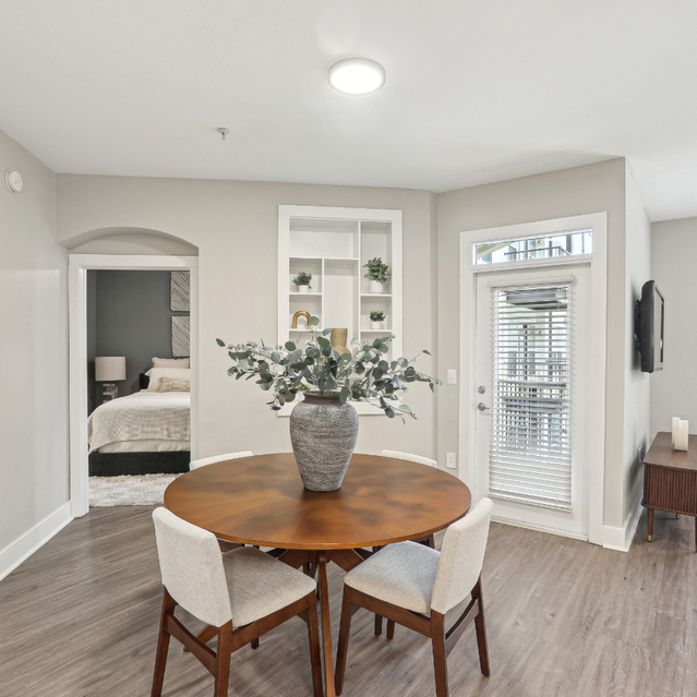 Porter Westside - Apartments in Atlanta, GA - Dining Room